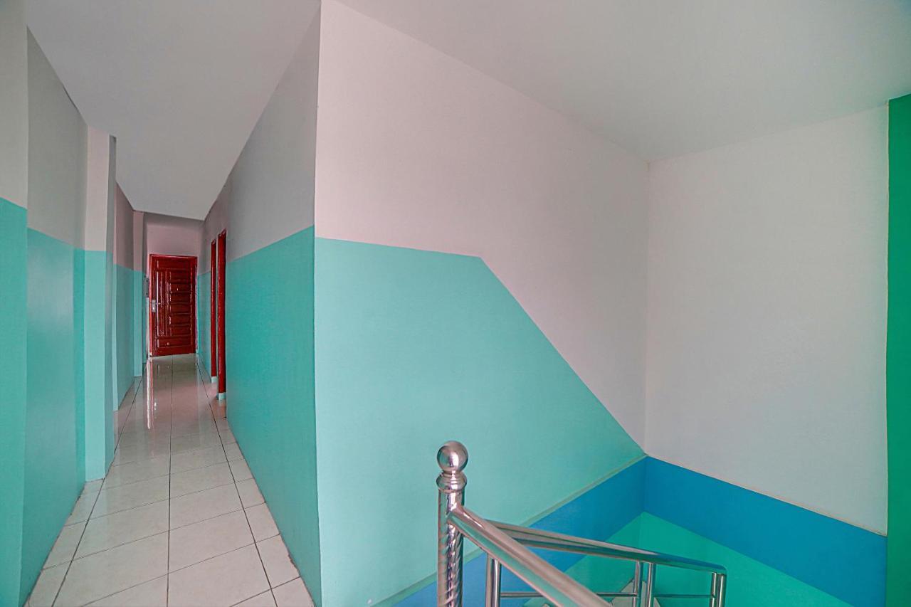 Oyo 90637 Rumah Ni Karo Medan Eksteriør billede